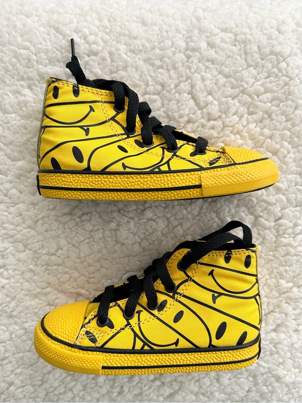 Converse x Chinatown Market CTAS Cyber Yellow Black High Top Smiley Sneaker Sz 9 - Picture 3 of 9